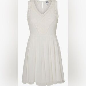 Sleeveless Woven Dress with Lace Front and Chifon bottom.